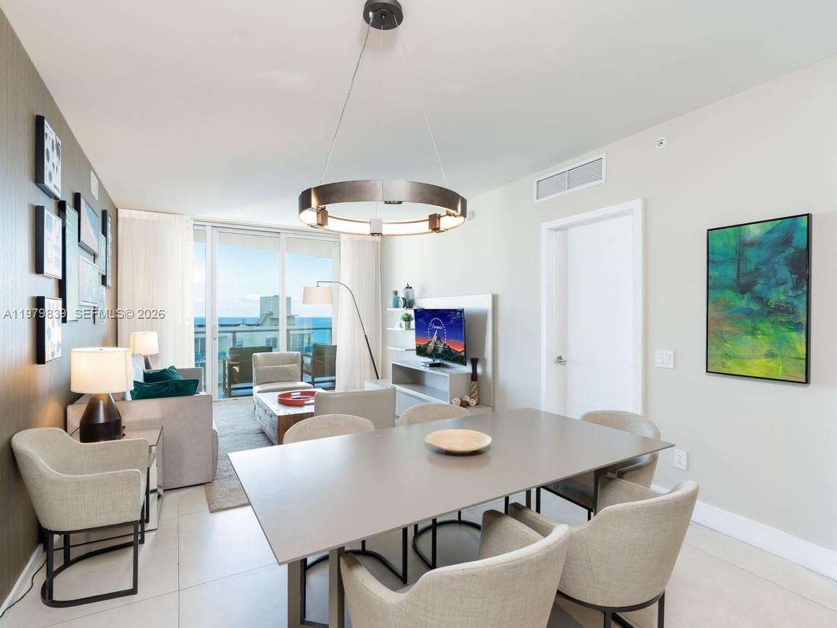 4111 Ocean Dr 1206 photo 11