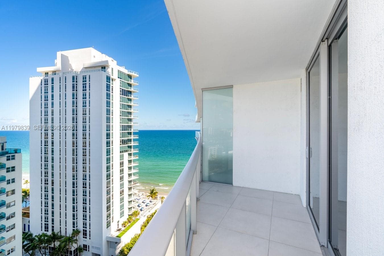 4111 Ocean Dr 4