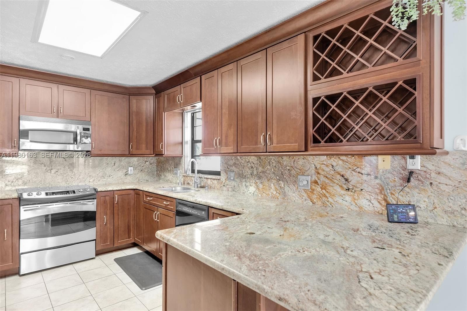 2663 Yellowtail Dr photo 13
