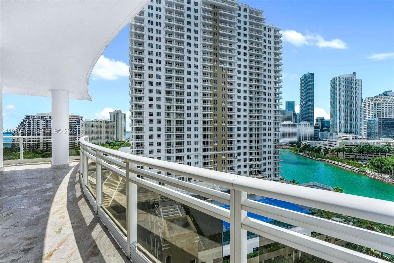 901 Brickell Key Blvd 1409 photo 3
