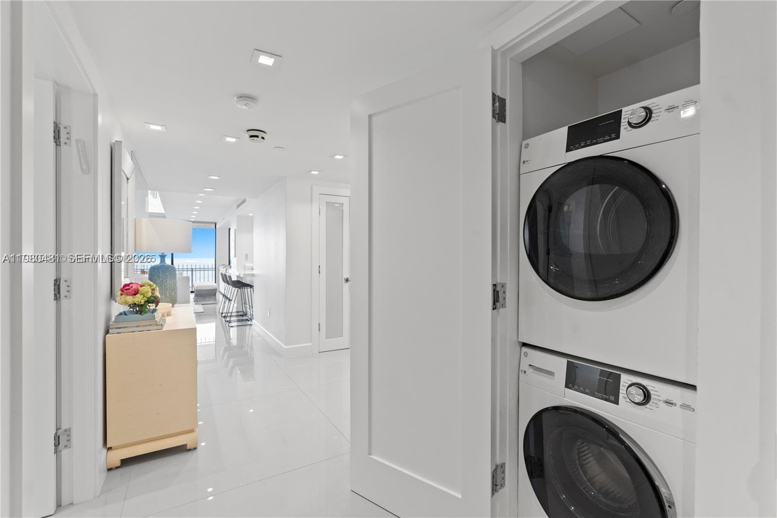 10205 Collins Ave 608 photo 16