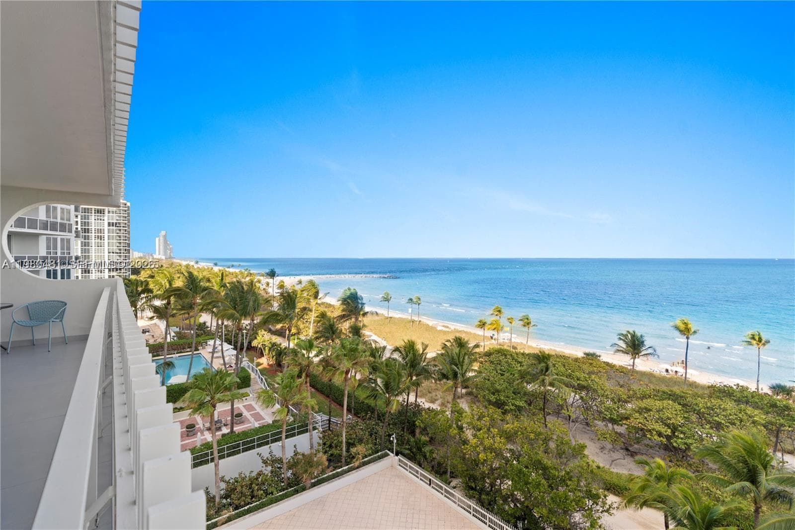 10205 Collins Ave 1