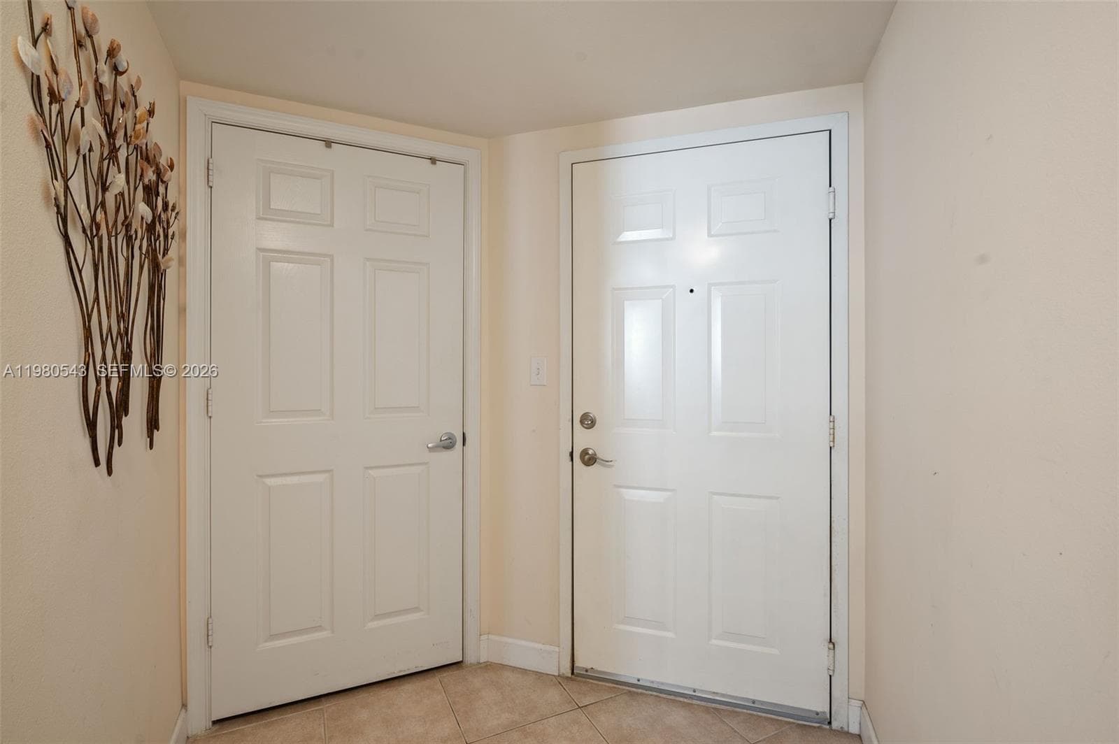 2080 Ocean Dr 5