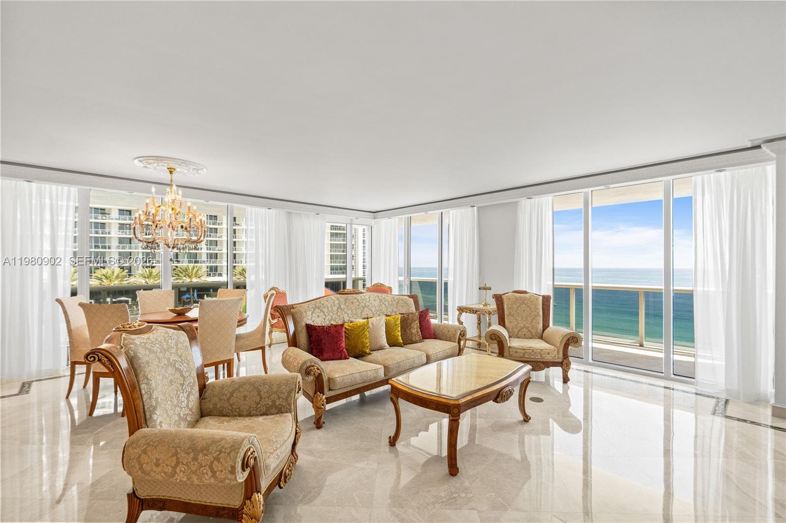 1800 Ocean Dr 4
