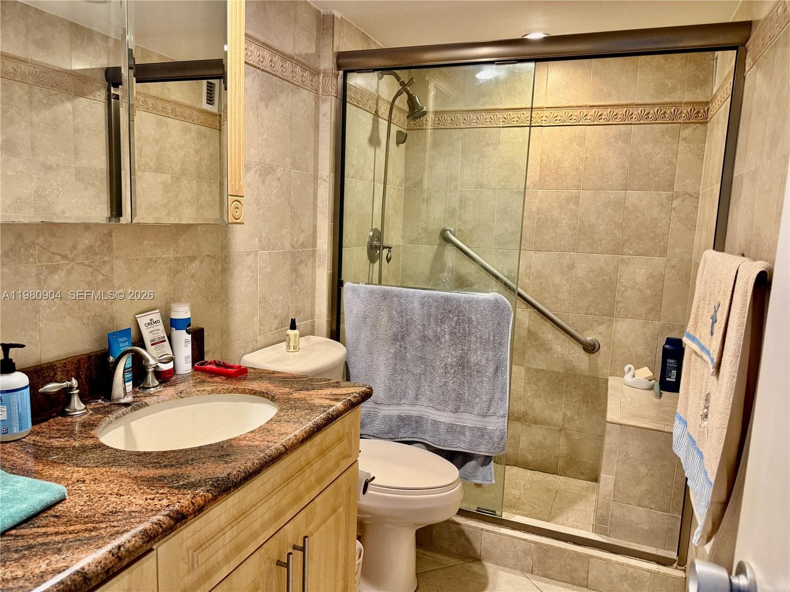 5005 Collins Ave 304 photo 4