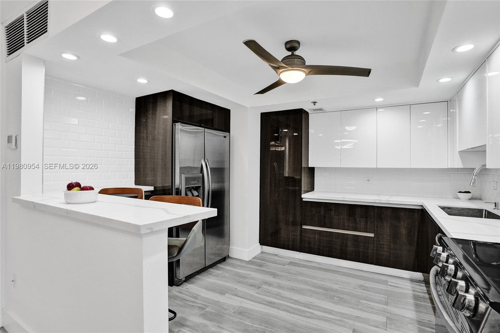 1201 Ocean Dr 5