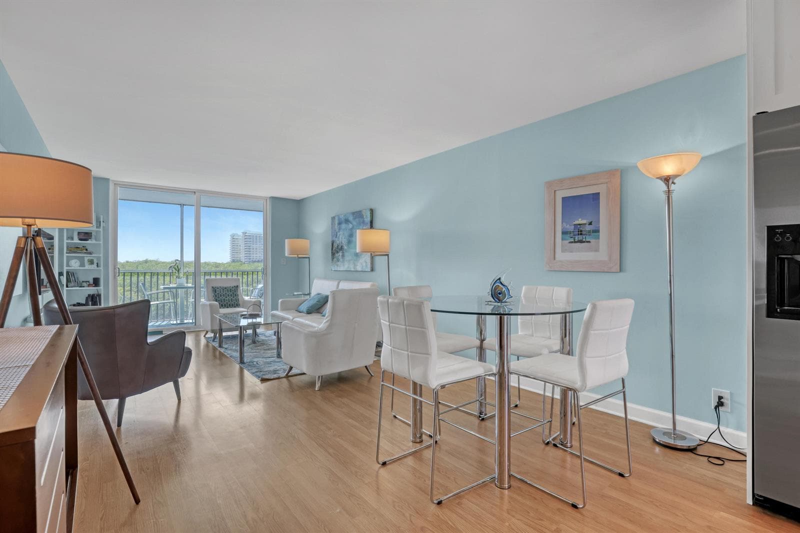 689 NE 6th Court #402 5
