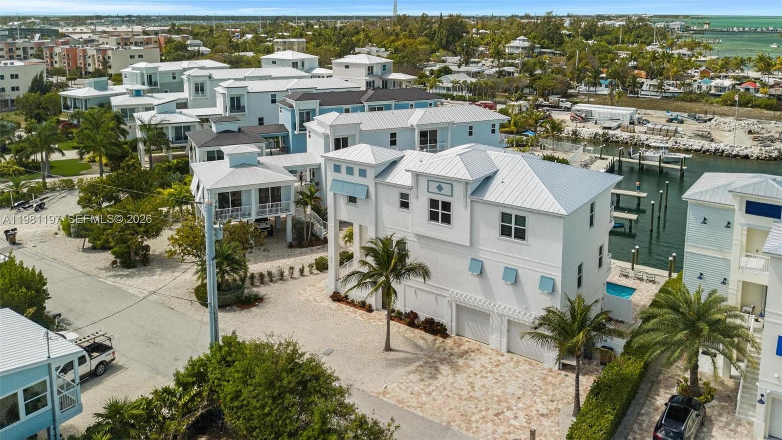 865 50th Street Gulf 3