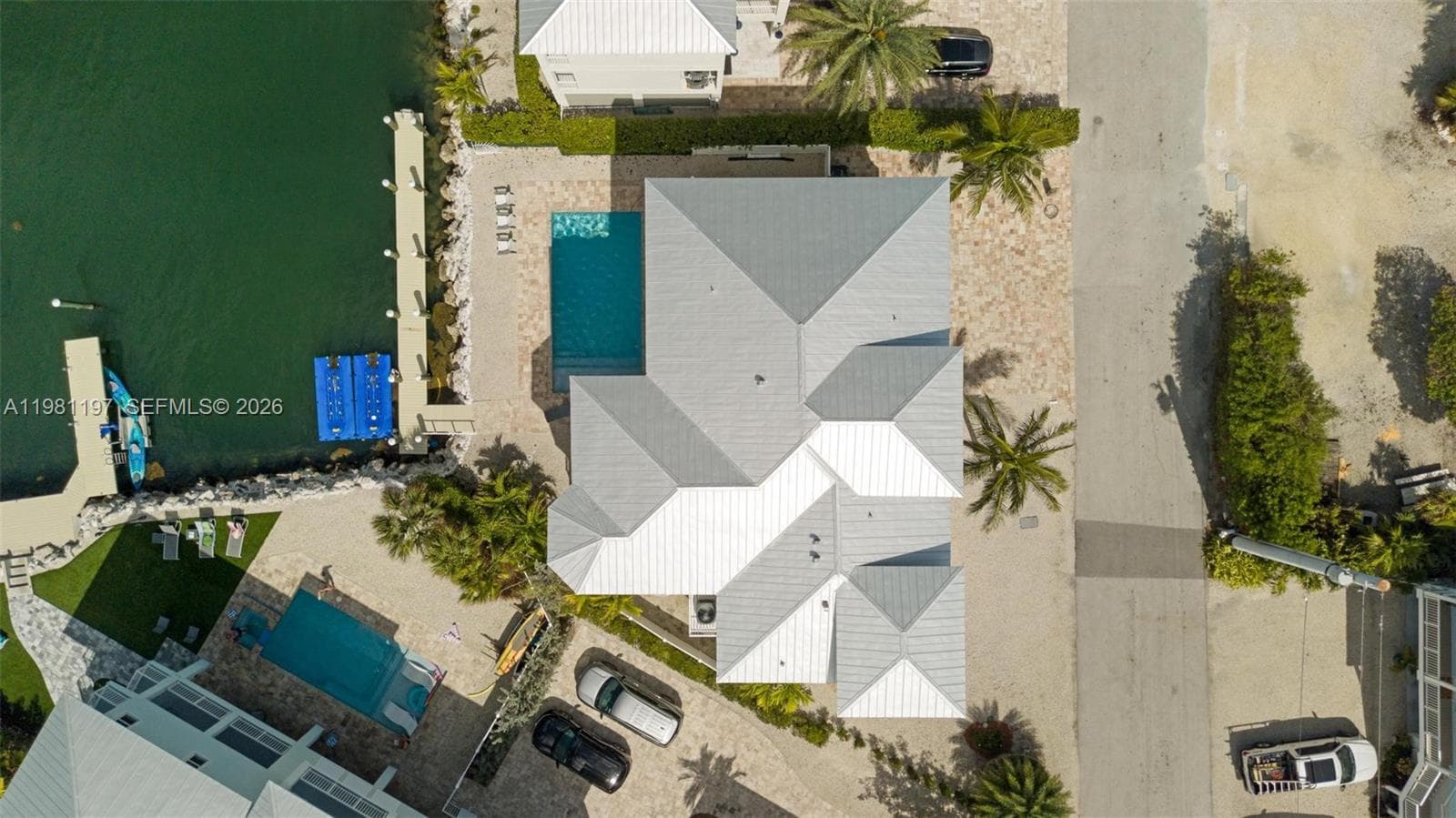865 50th Street Gulf 4