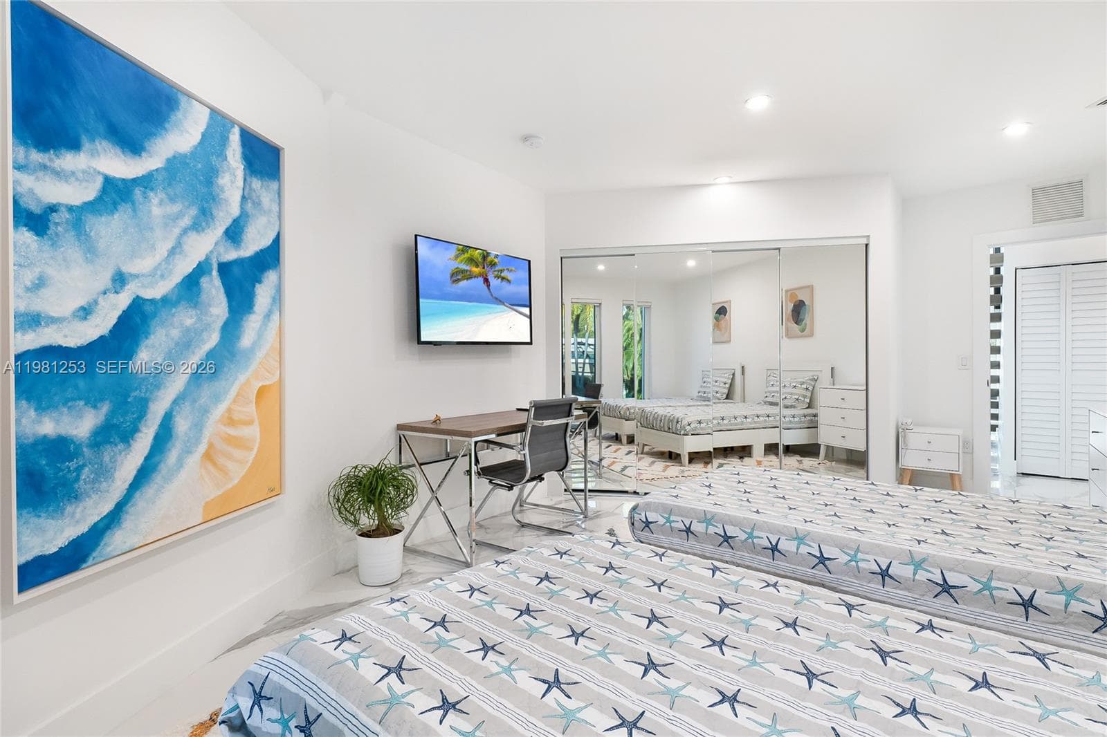 7810 Miami View Dr photo 24