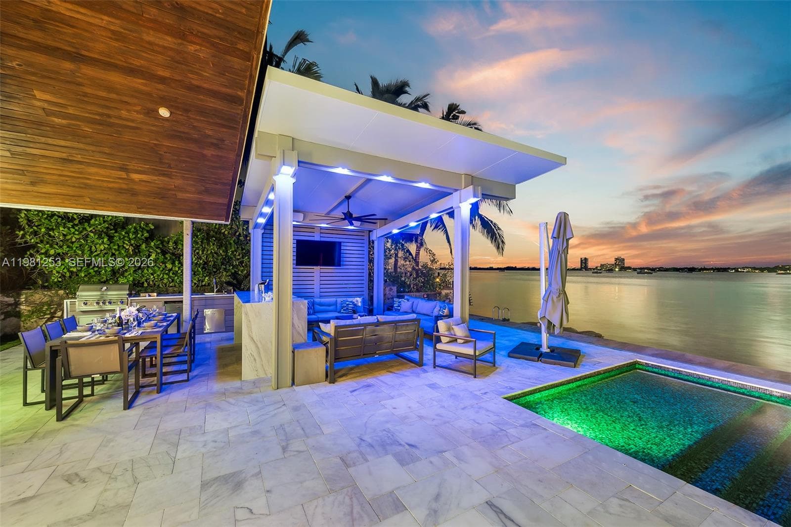 7810 Miami View Dr photo 10