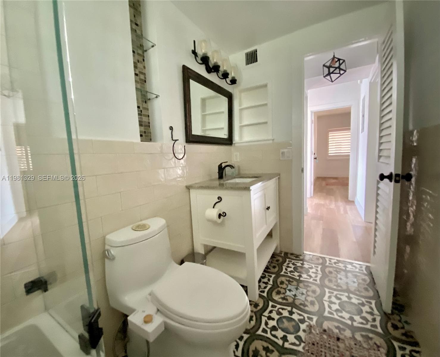 8040 Tatum Waterway Dr 5 photo 7
