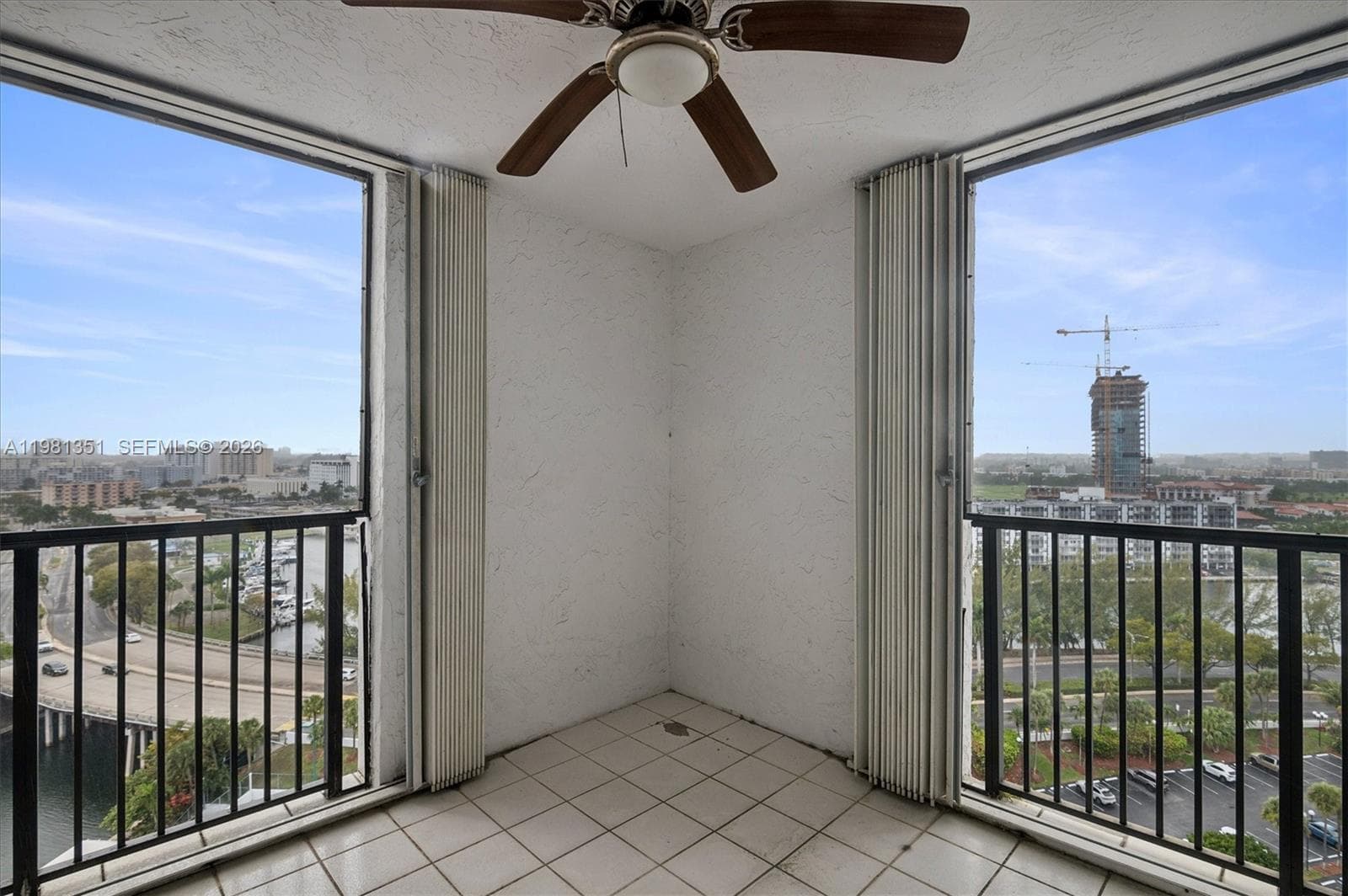 300 Three Islands Blvd 516 photo 14