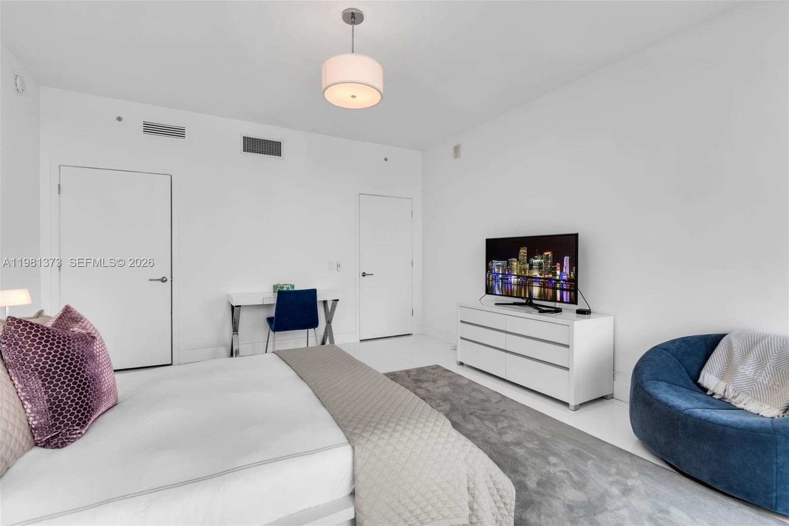6899 Collins Ave 1602 photo 20