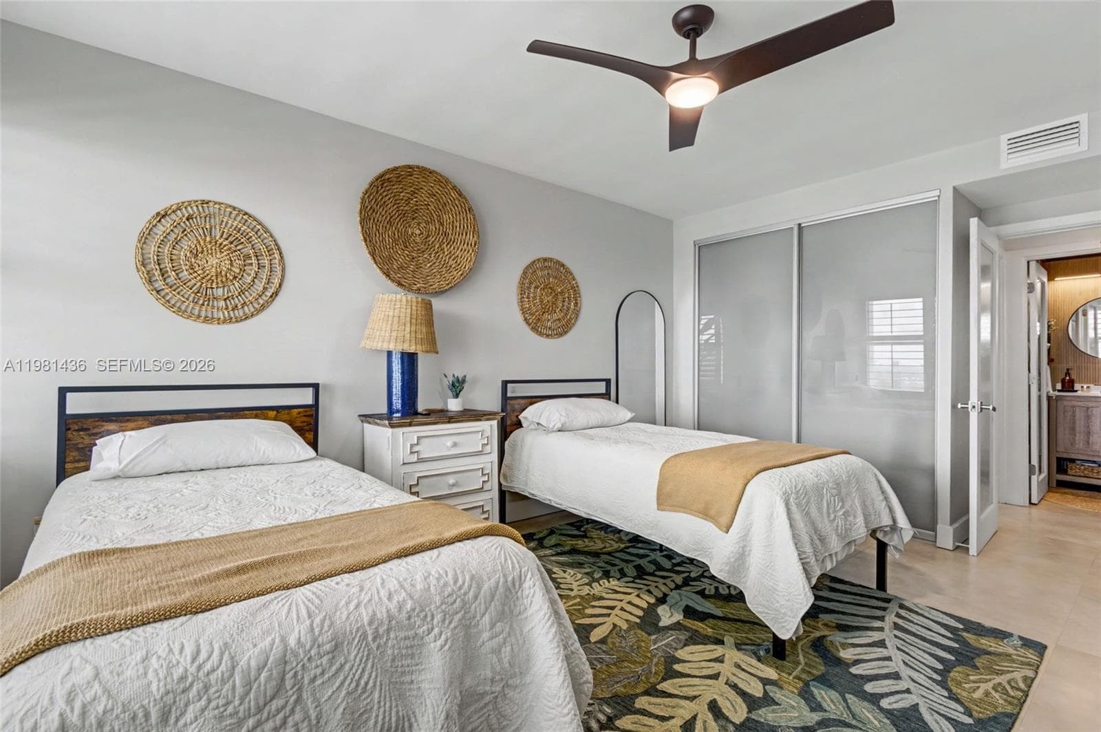 3111 Ocean Dr 1612 photo 17