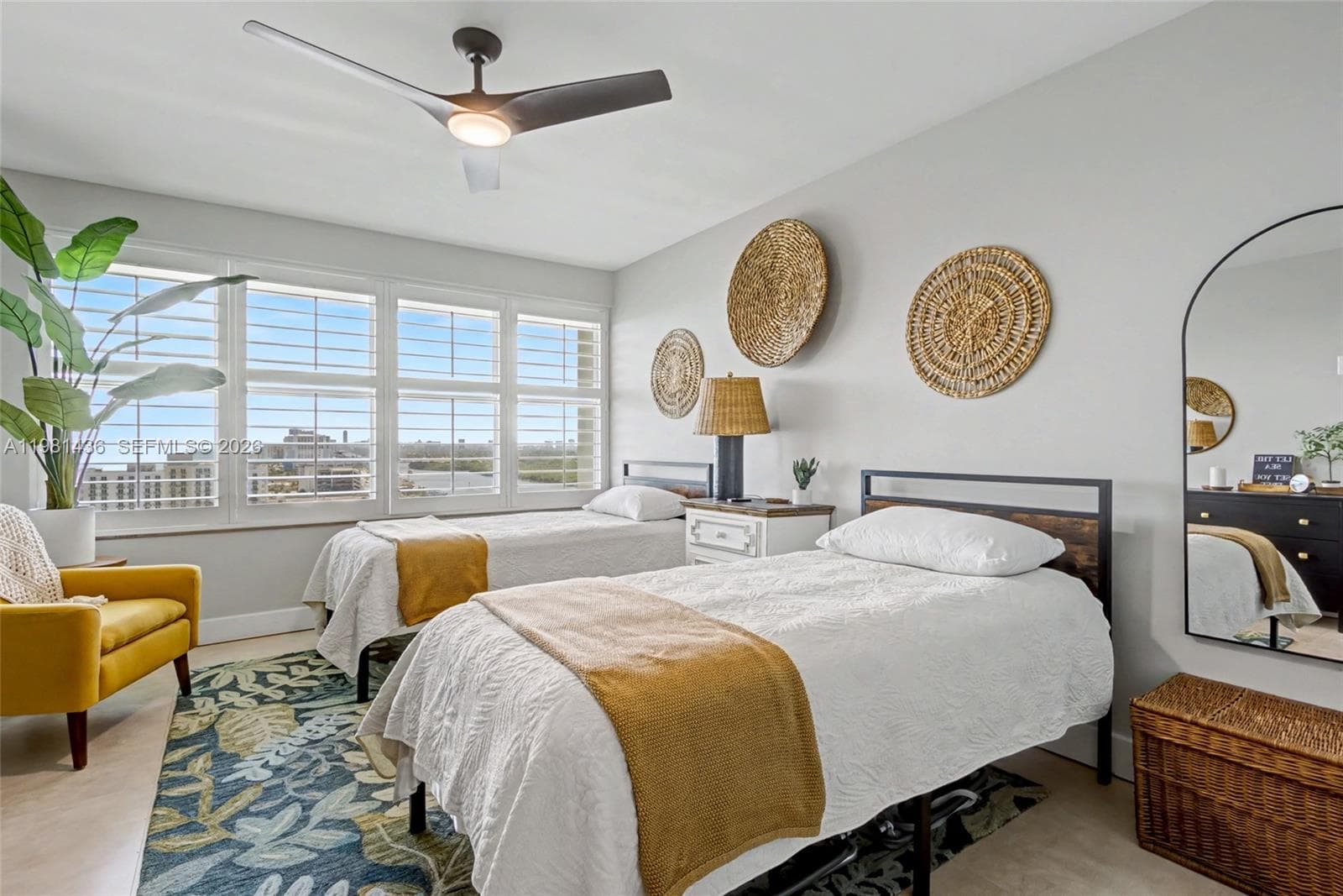 3111 Ocean Dr 1612 photo 16