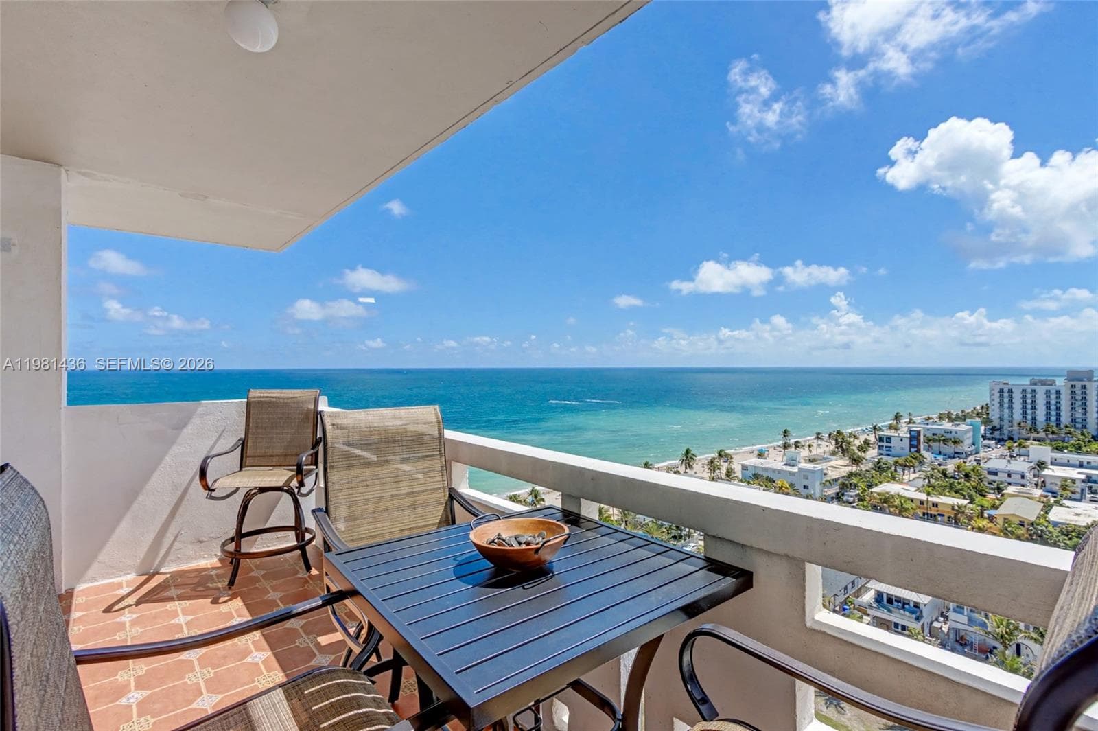 3111 Ocean Dr 4