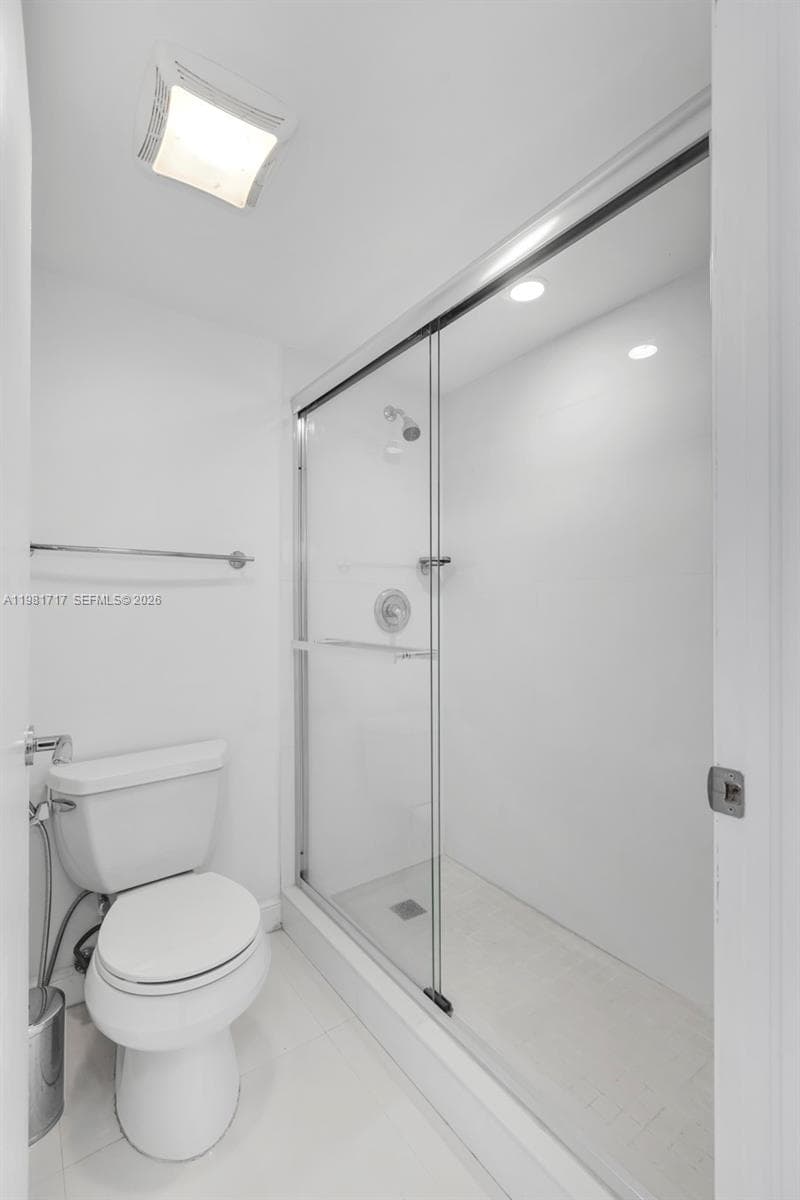 20515 Country Club Dr 2242 photo 23