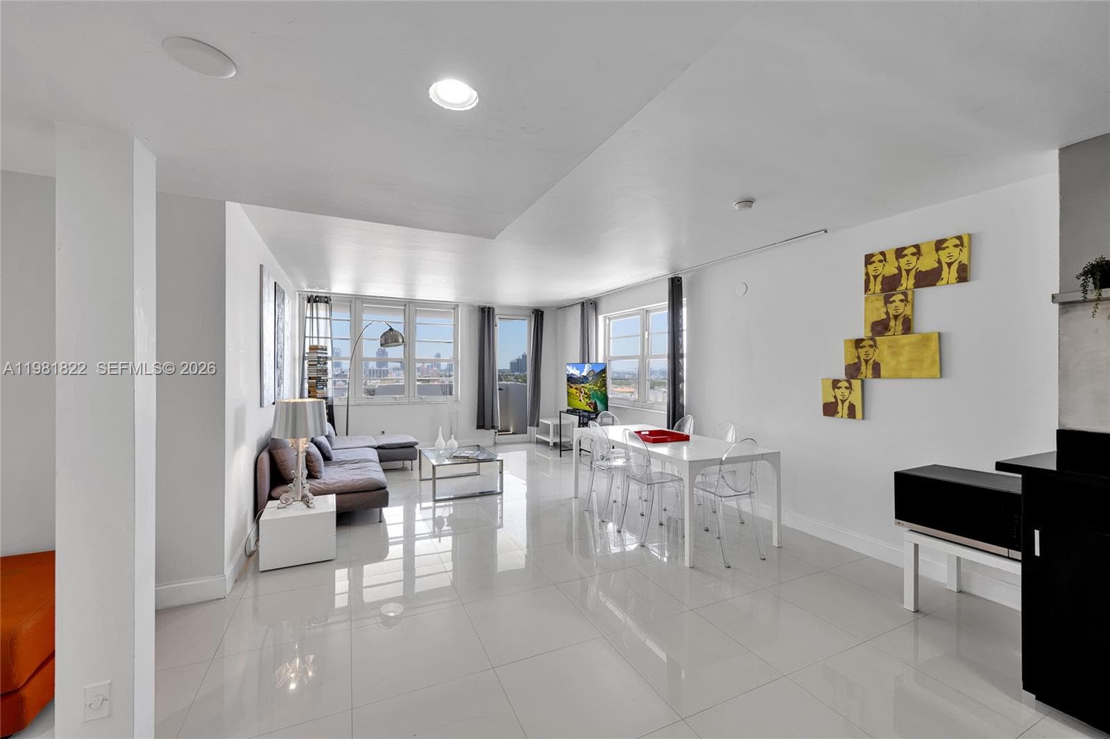 100 Lincoln Rd 1511 photo 1