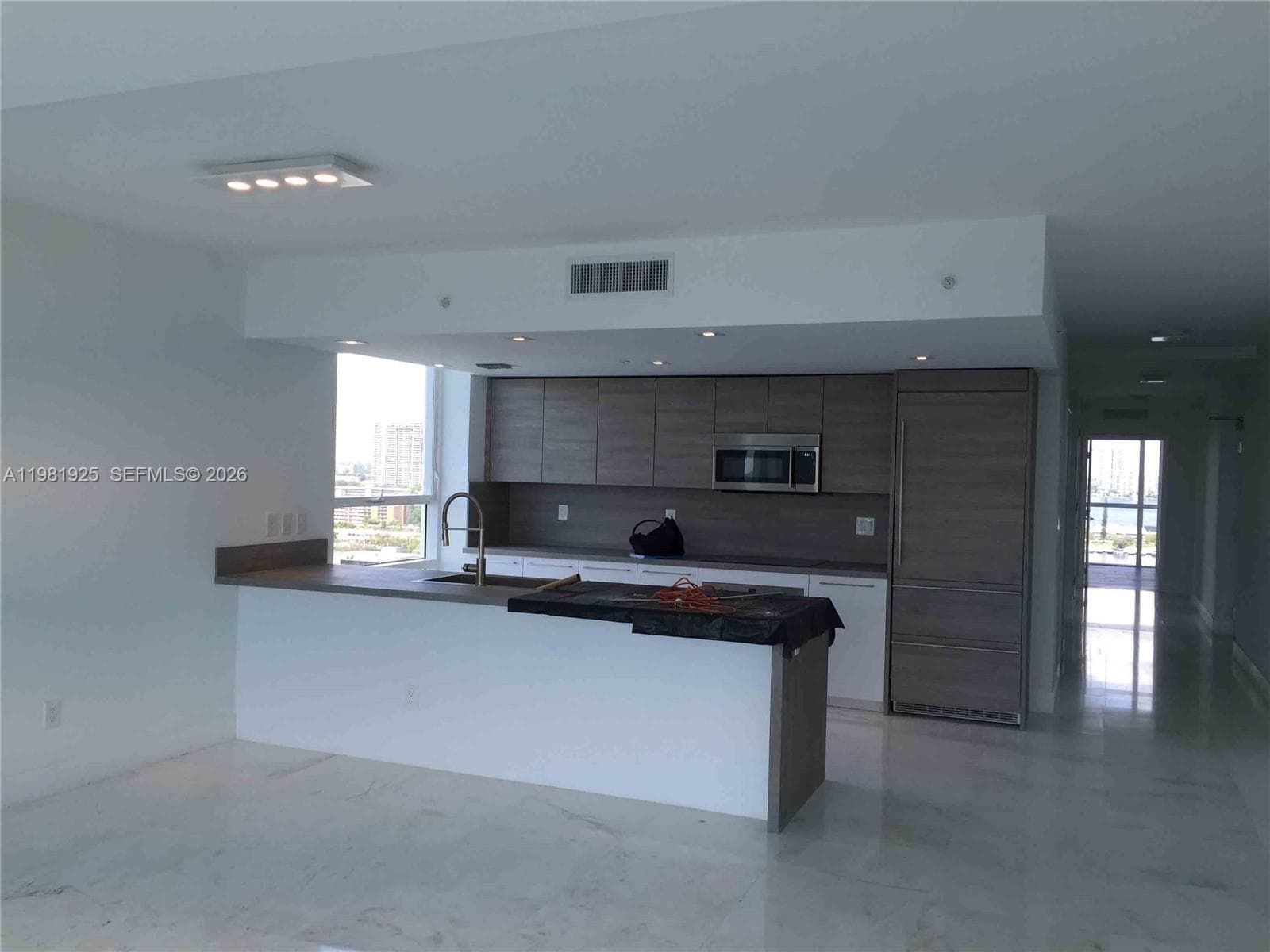 400 Sunny Isles Blvd 1701 photo 9