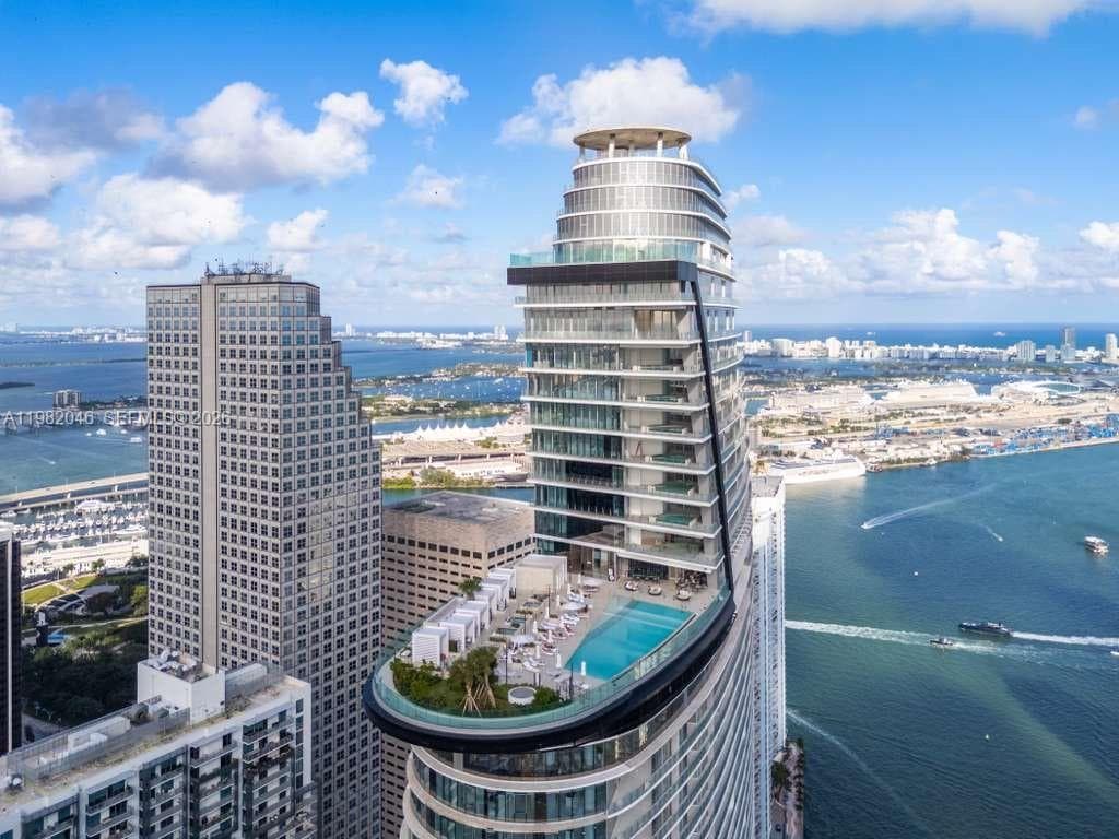 300 Biscayne Boulevard Way 2307W photo 22