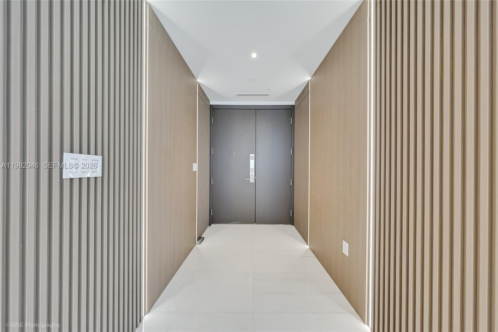 300 Biscayne Boulevard Way 4