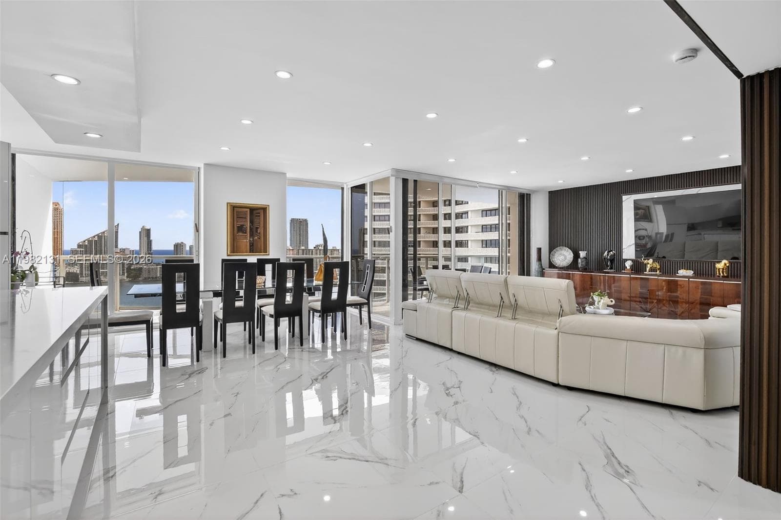 4000 Island Blvd 2301 photo 12