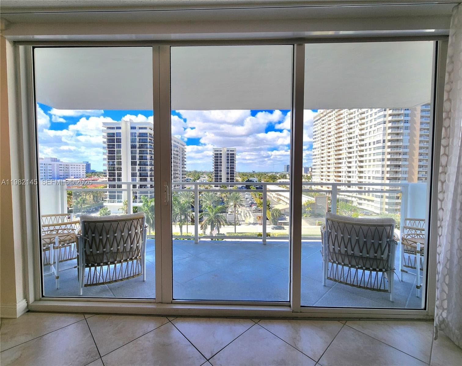 2030 Ocean Dr 626 photo 16