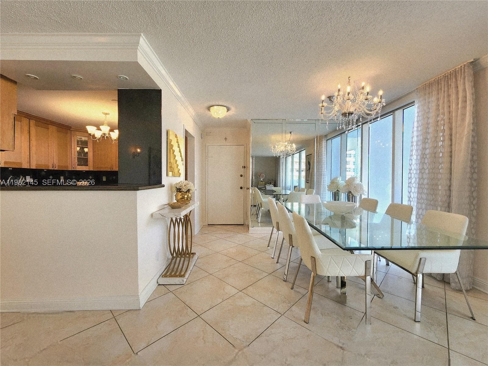 2030 Ocean Dr 626 photo 11