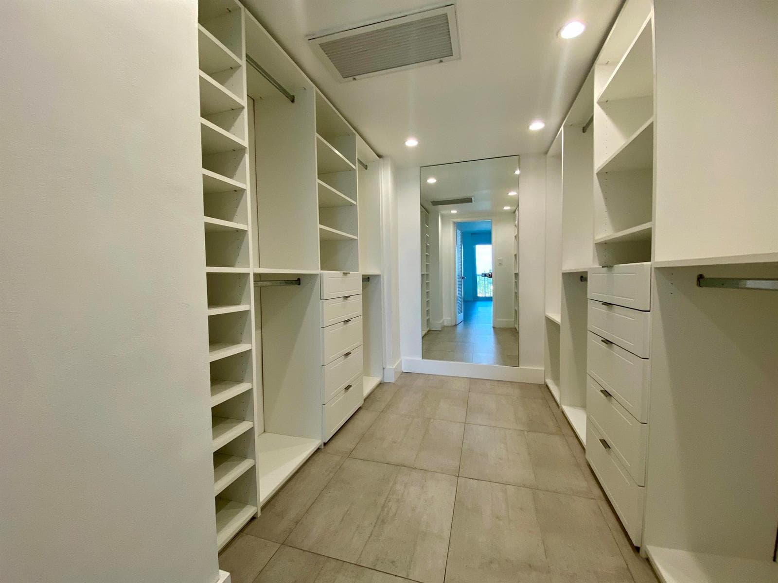 5401 Collins Avenue 620 photo 16