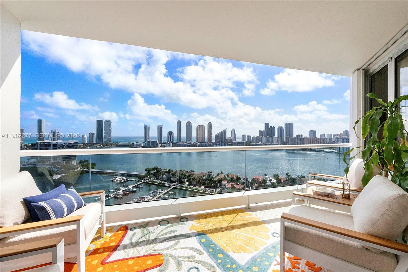 7000 Island Blvd 2609 photo 6
