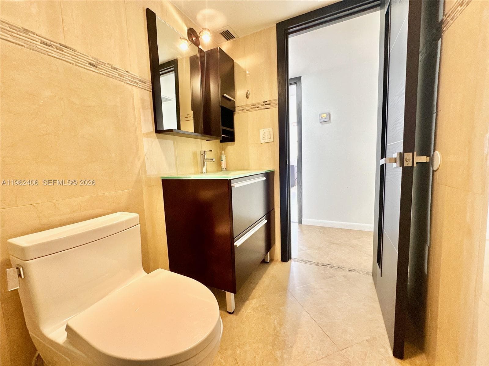 3180 S Ocean Dr 401 photo 24