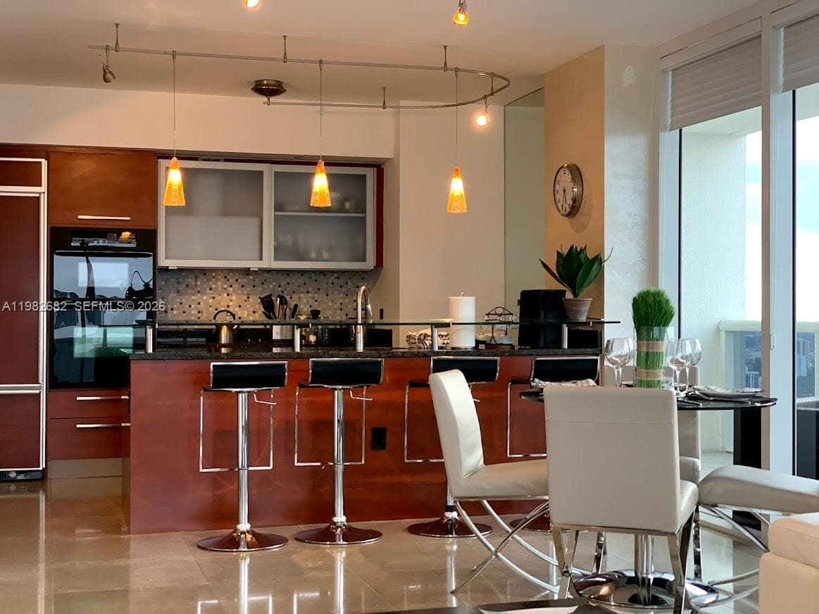 1830 Ocean Dr 4608 photo 11