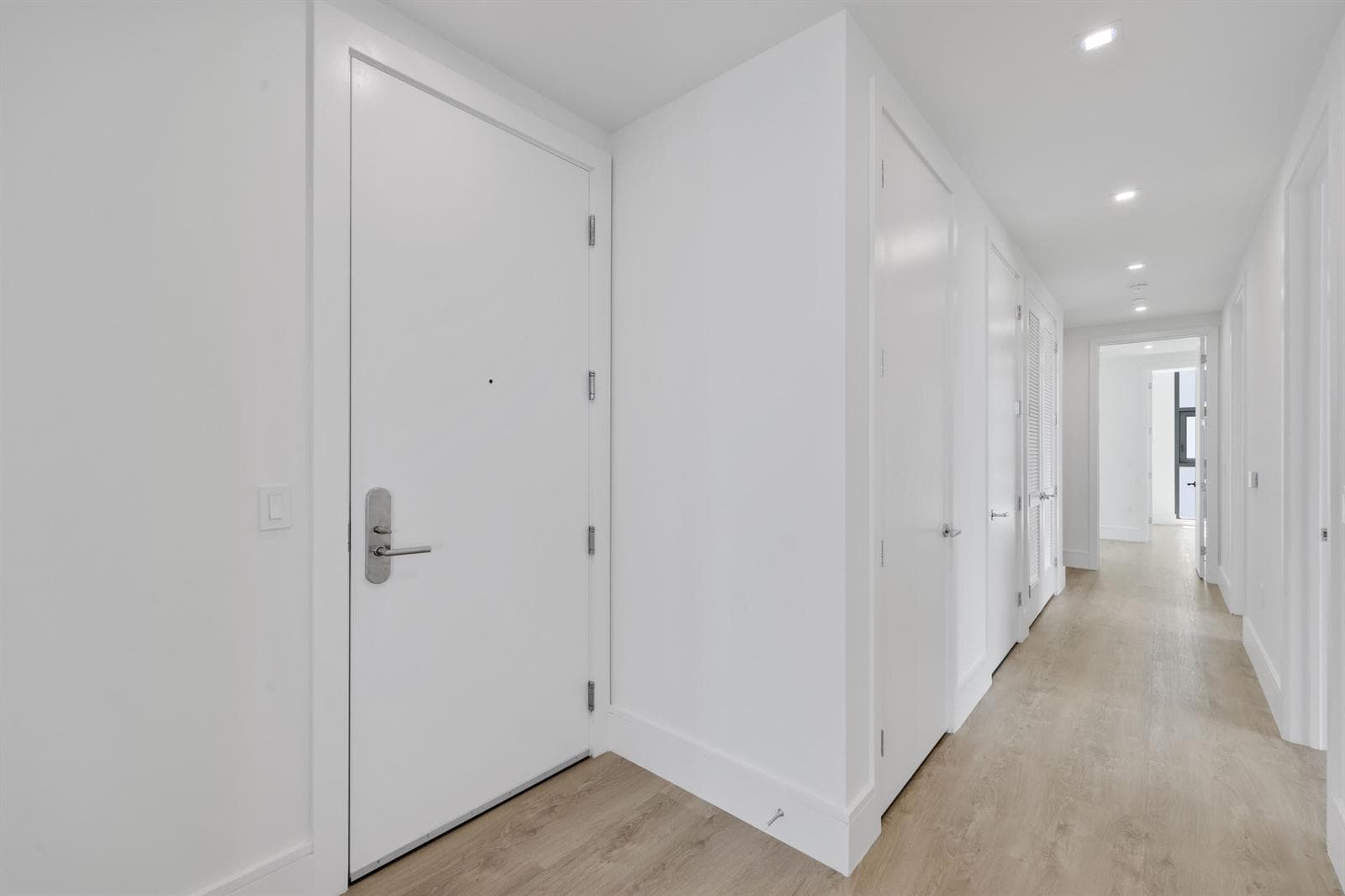 220 Lake Shore Drive #1823 2