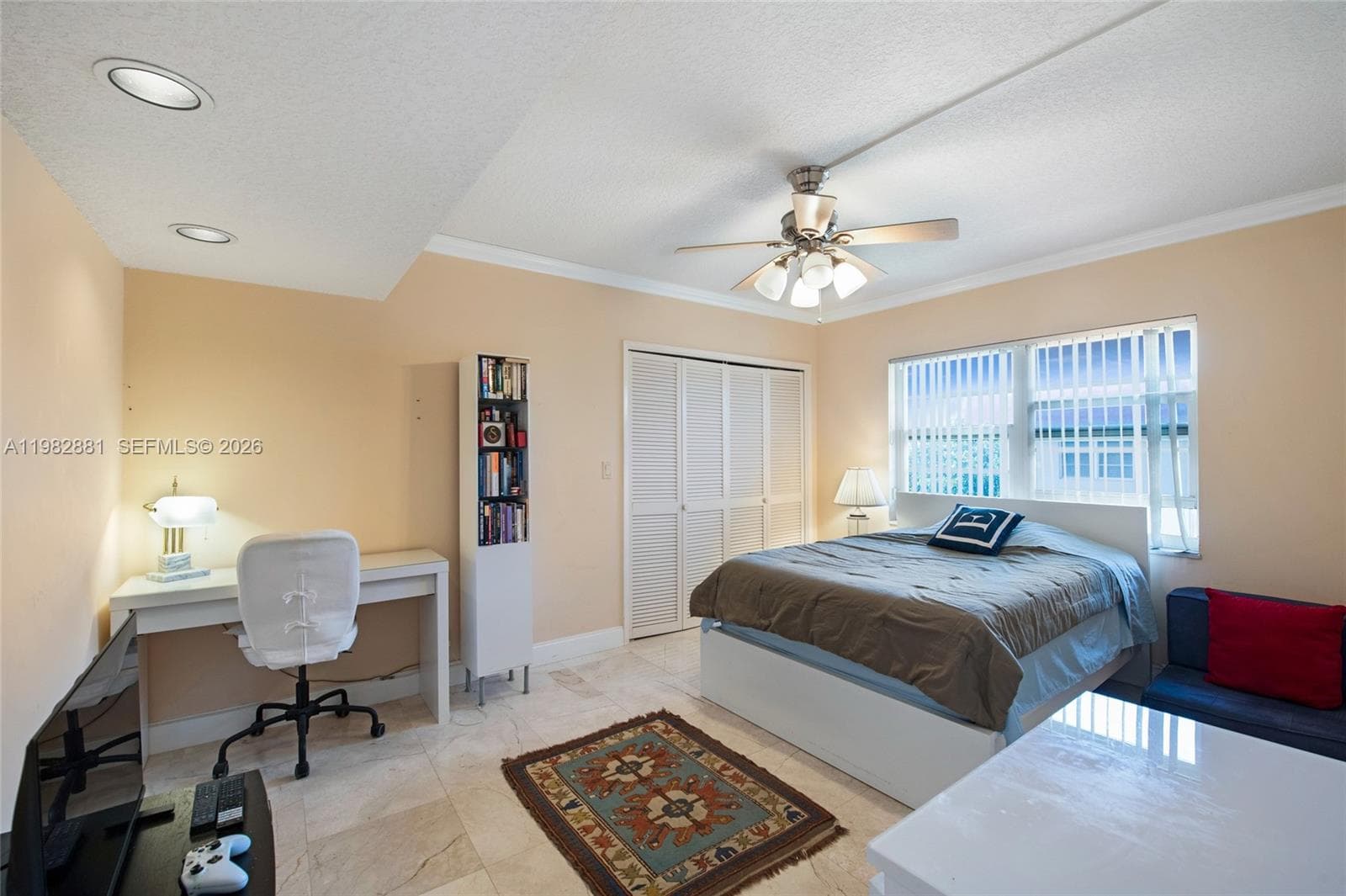 3050 NE 48th Ct 401 photo 9