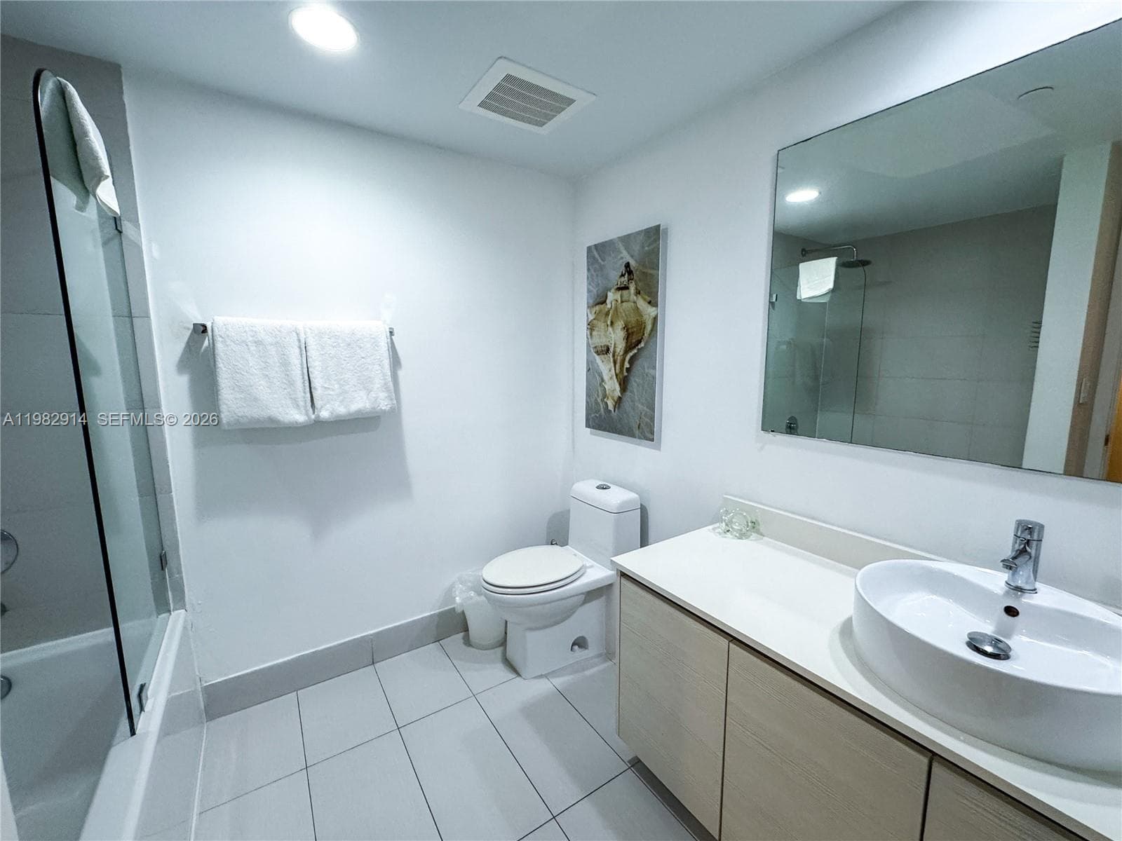 2602 E Hallandale Beach Blvd R805 photo 18