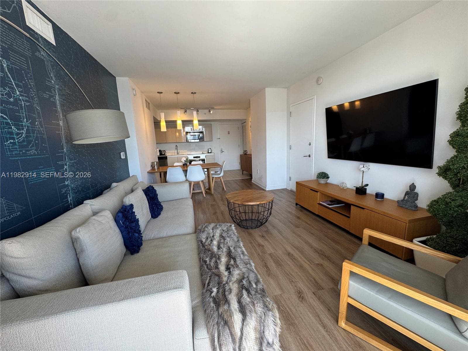 2602 E Hallandale Beach Blvd R805 photo 8