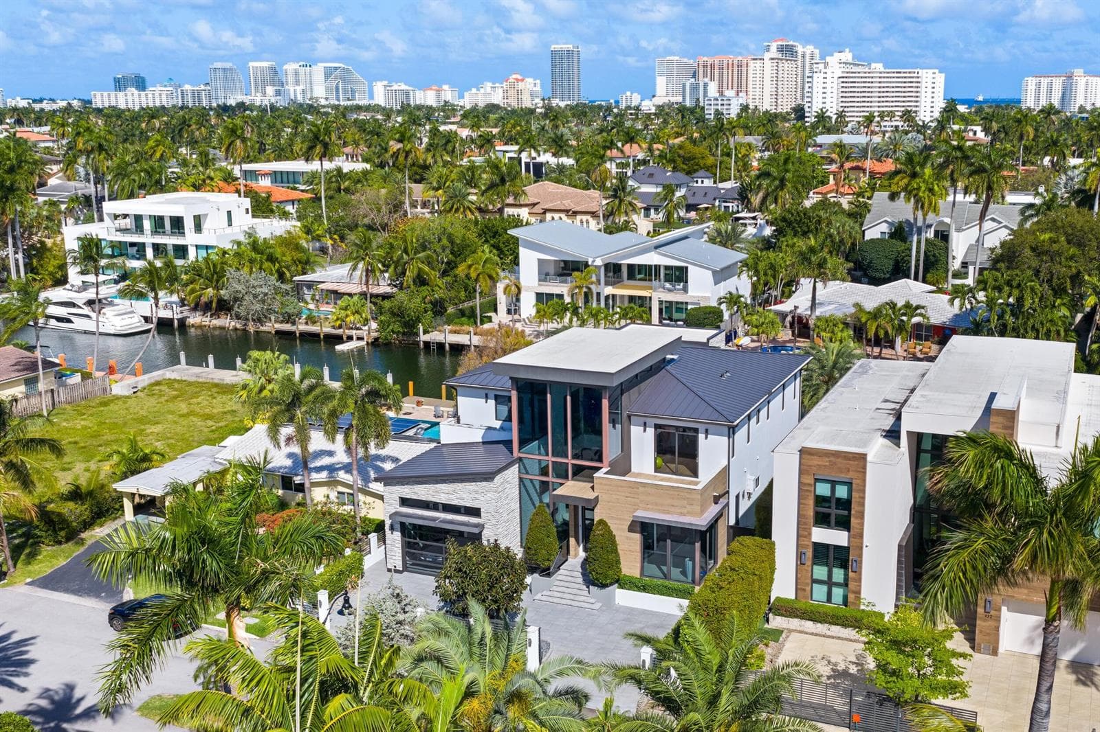 424 Coconut Isle Drive 2