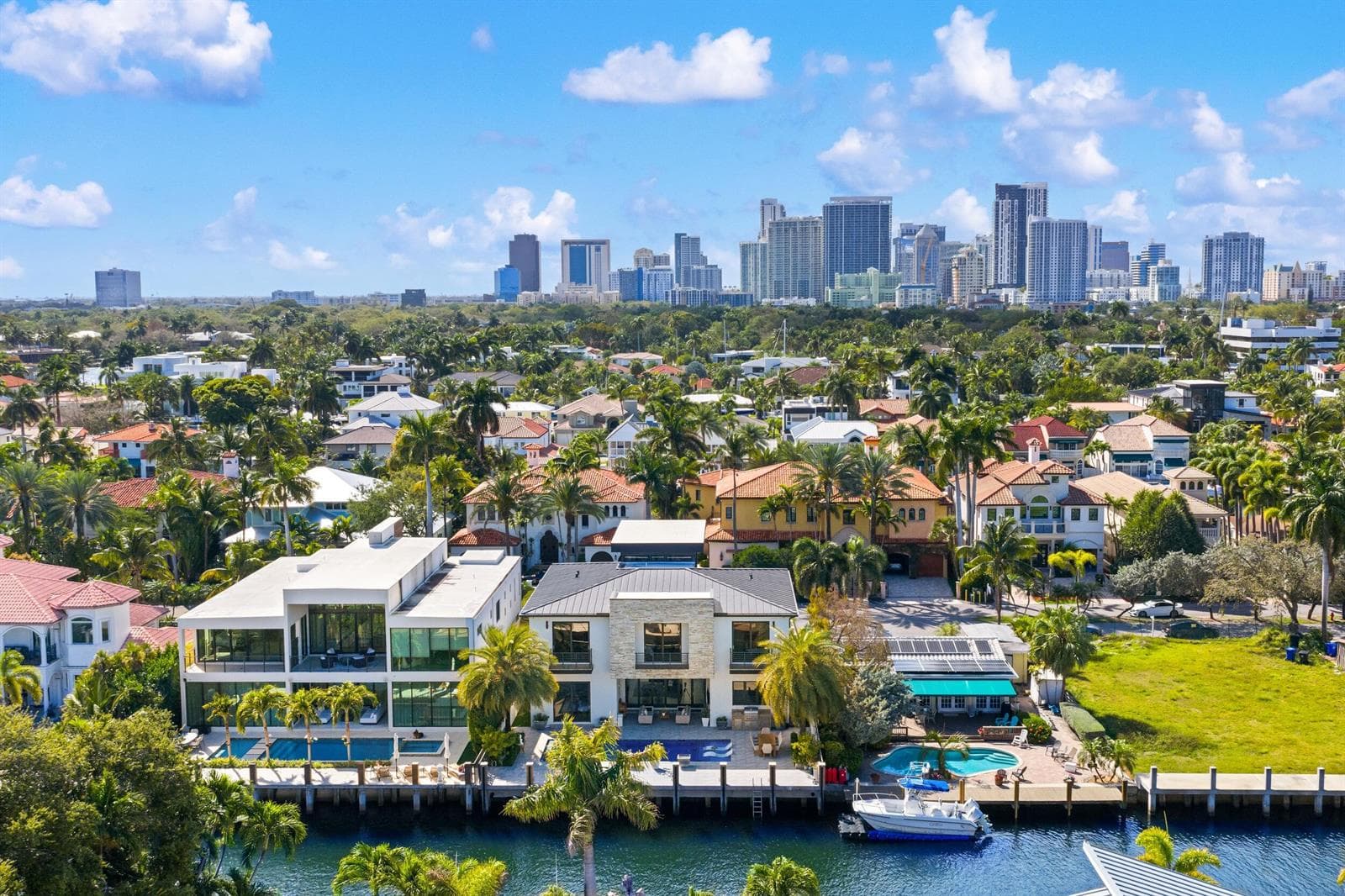424 Coconut Isle Drive 1
