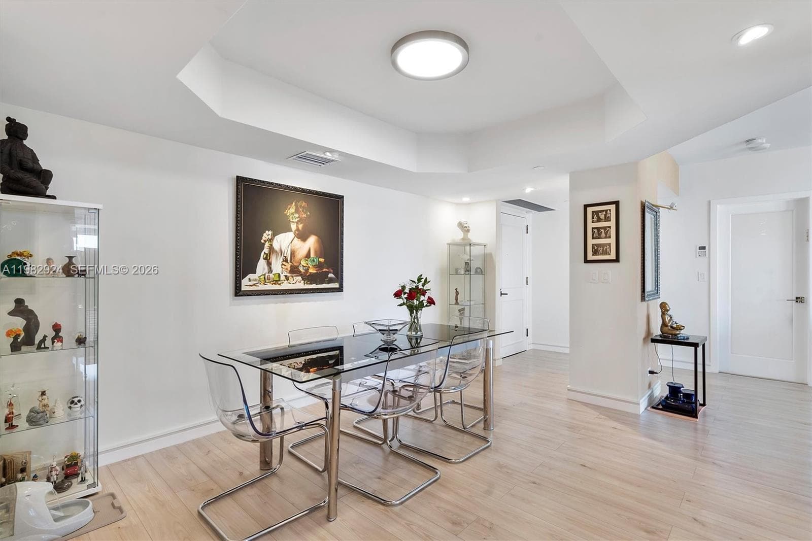 20191 E Country Club Dr 1903 photo 11