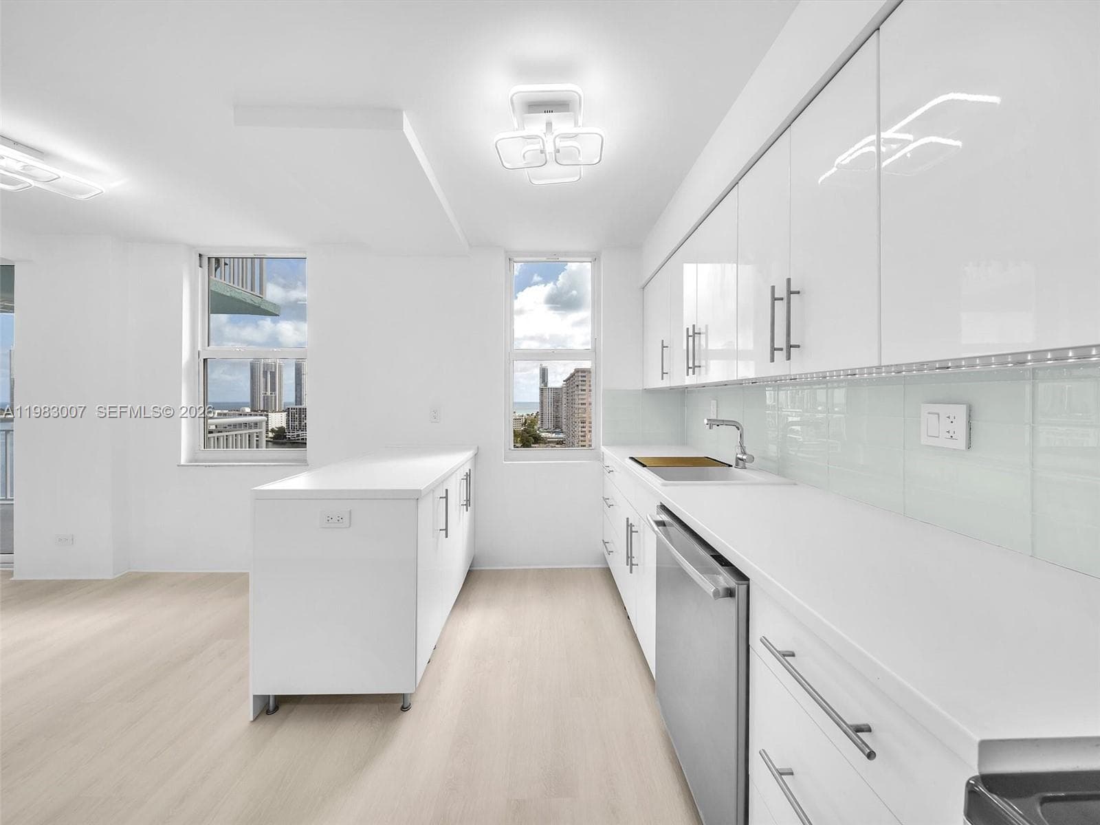 301 174th St 1818 photo 6