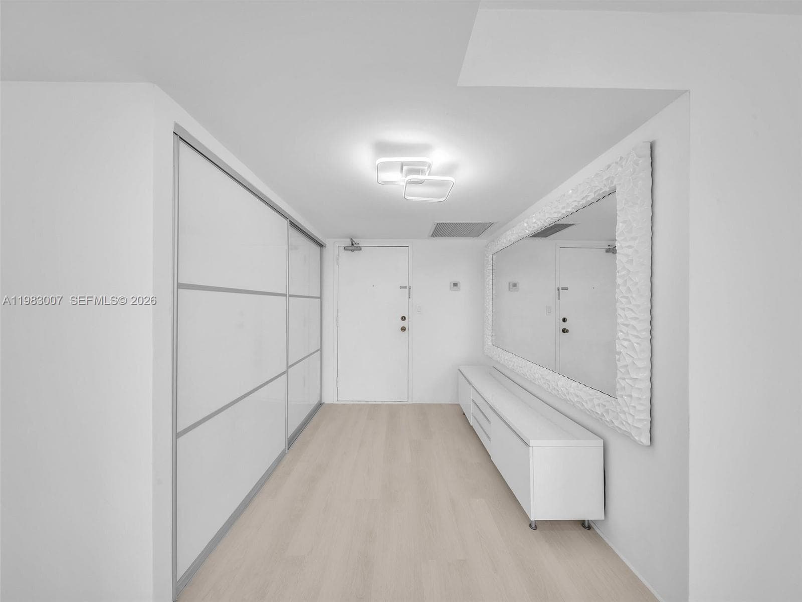 301 174th St 1818 photo 13