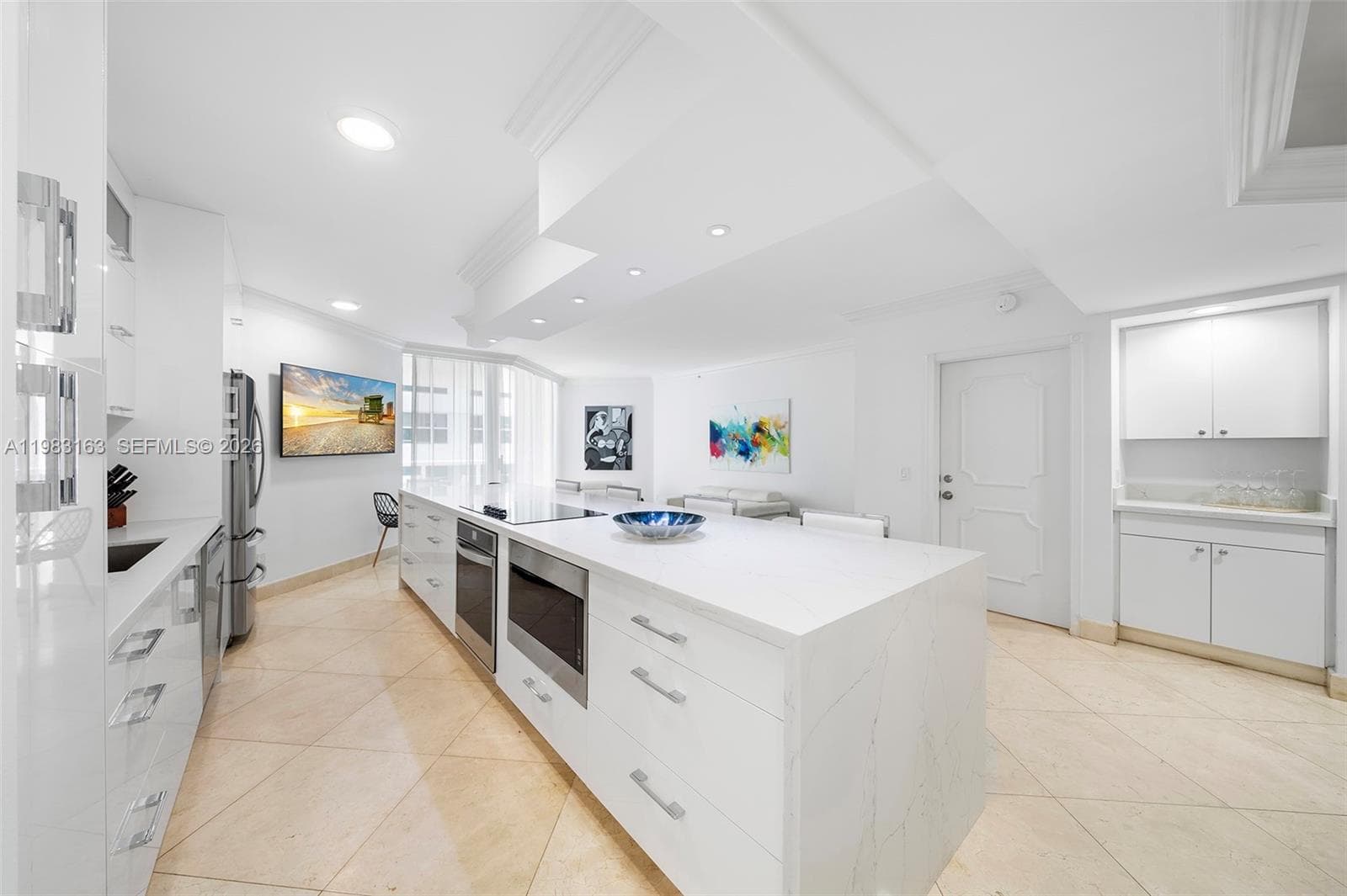 4775 Collins Ave 1504 photo 8