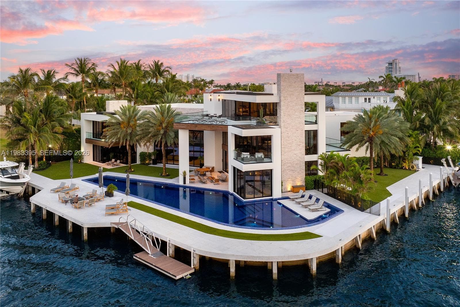 84 Isla Bahia Dr 2