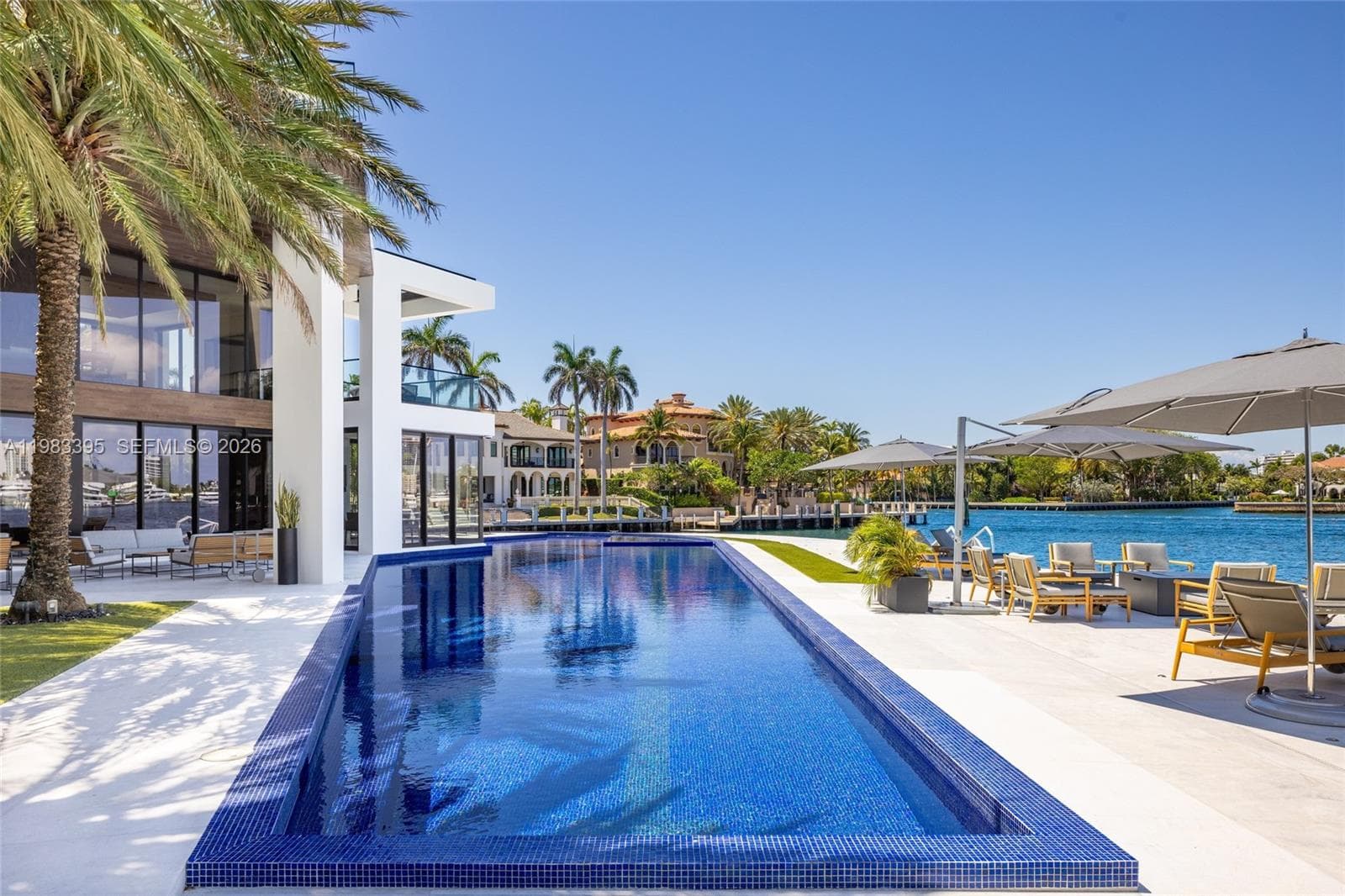 84 Isla Bahia Dr photo 16