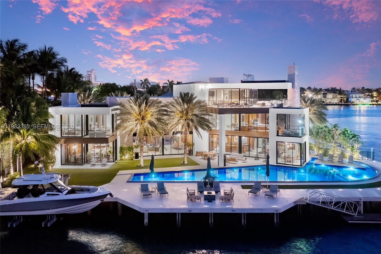 84 Isla Bahia Dr 1