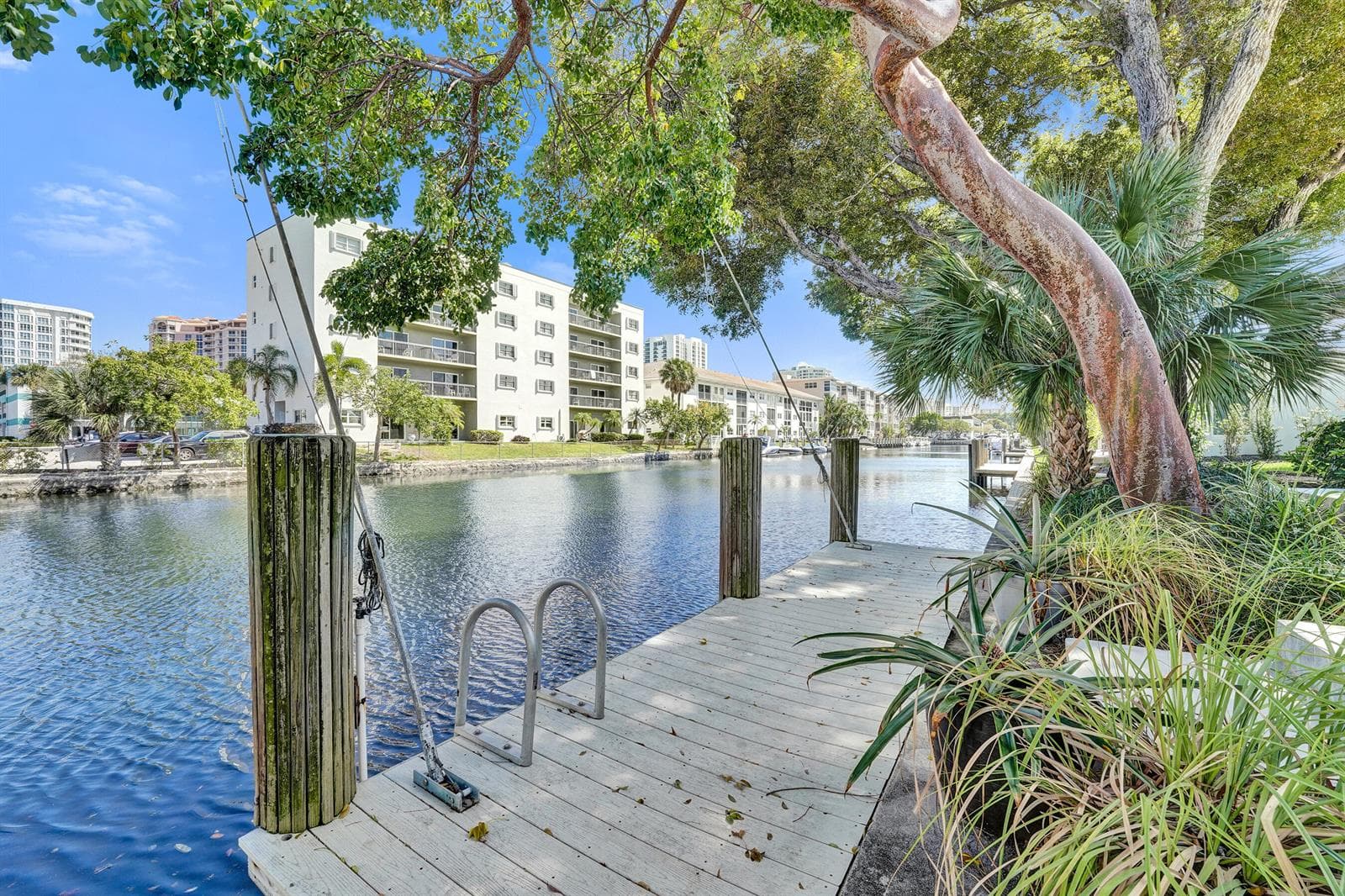1431 S Ocean Boulevard #37 2
