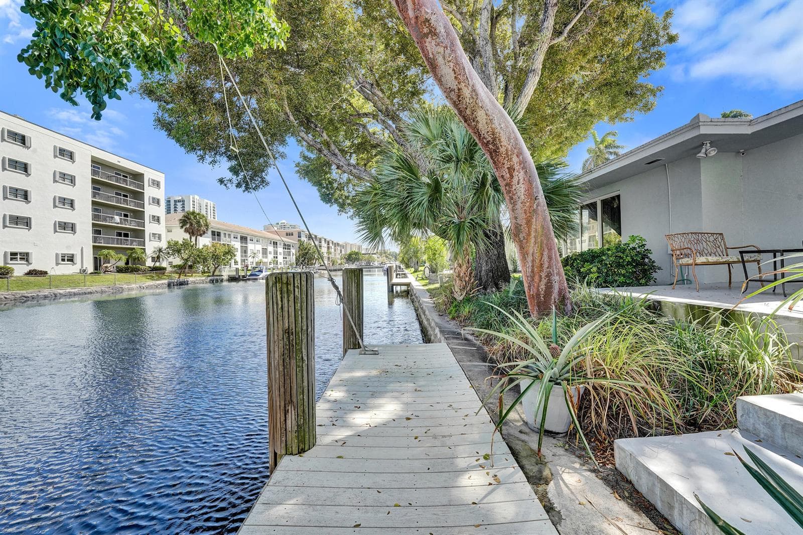 1431 S Ocean Boulevard #37 4