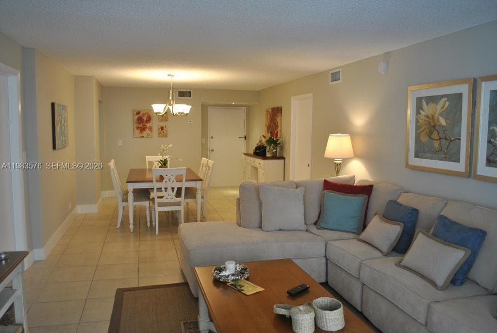 6039 Collins Ave 1006 photo 5