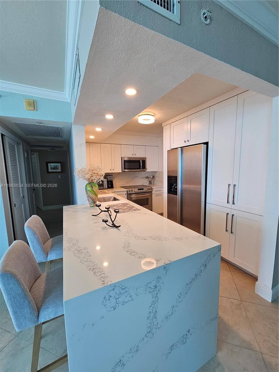 2501 S OCEAN DR 411 photo 23